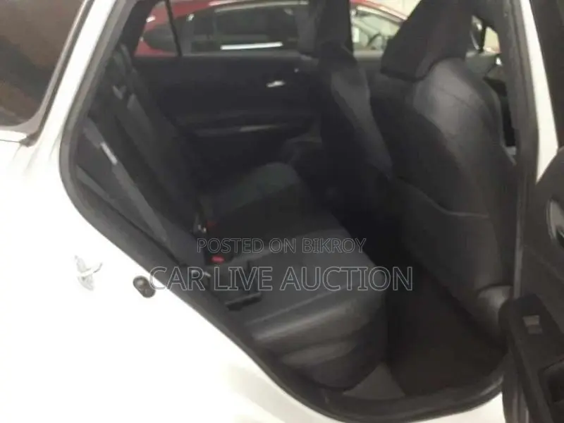Toyota Harrier hybrid 2021