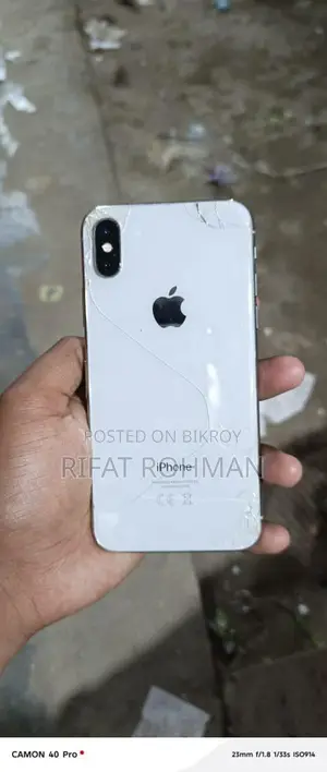 Apple iPhone X (Used)