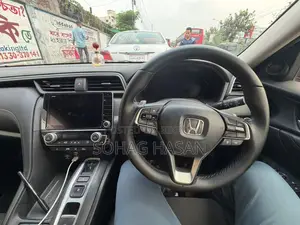 Honda Insight 2019