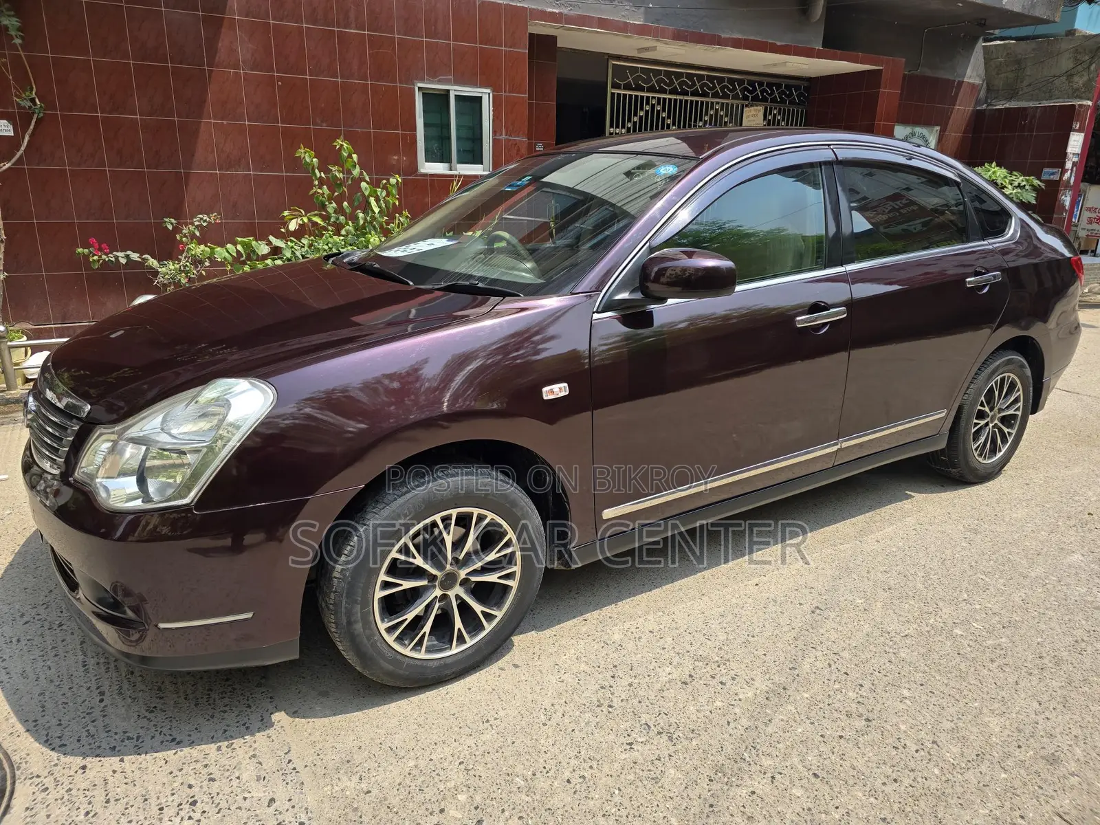 Nissan Bluebird Selfie 2006