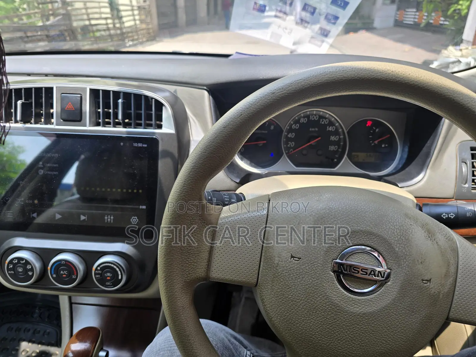 Nissan Bluebird Selfie 2006