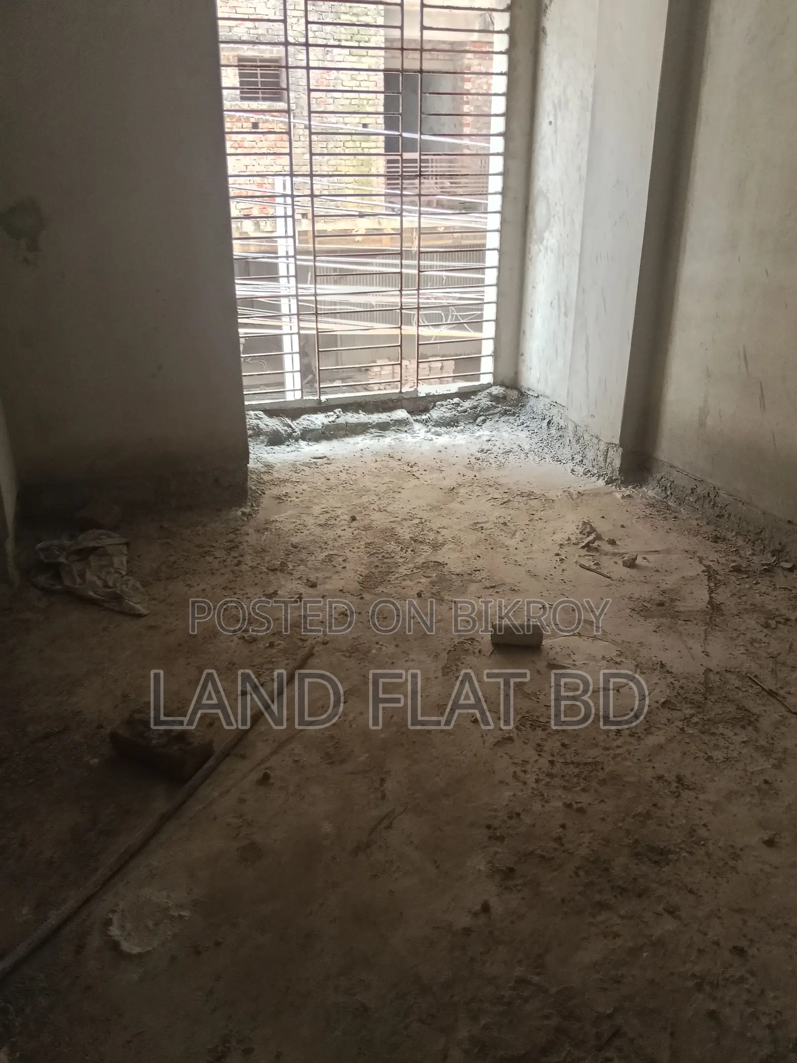 North-East Corner Plot @ Chondrima Housing, 1050 Sq Ft Flat for Sale