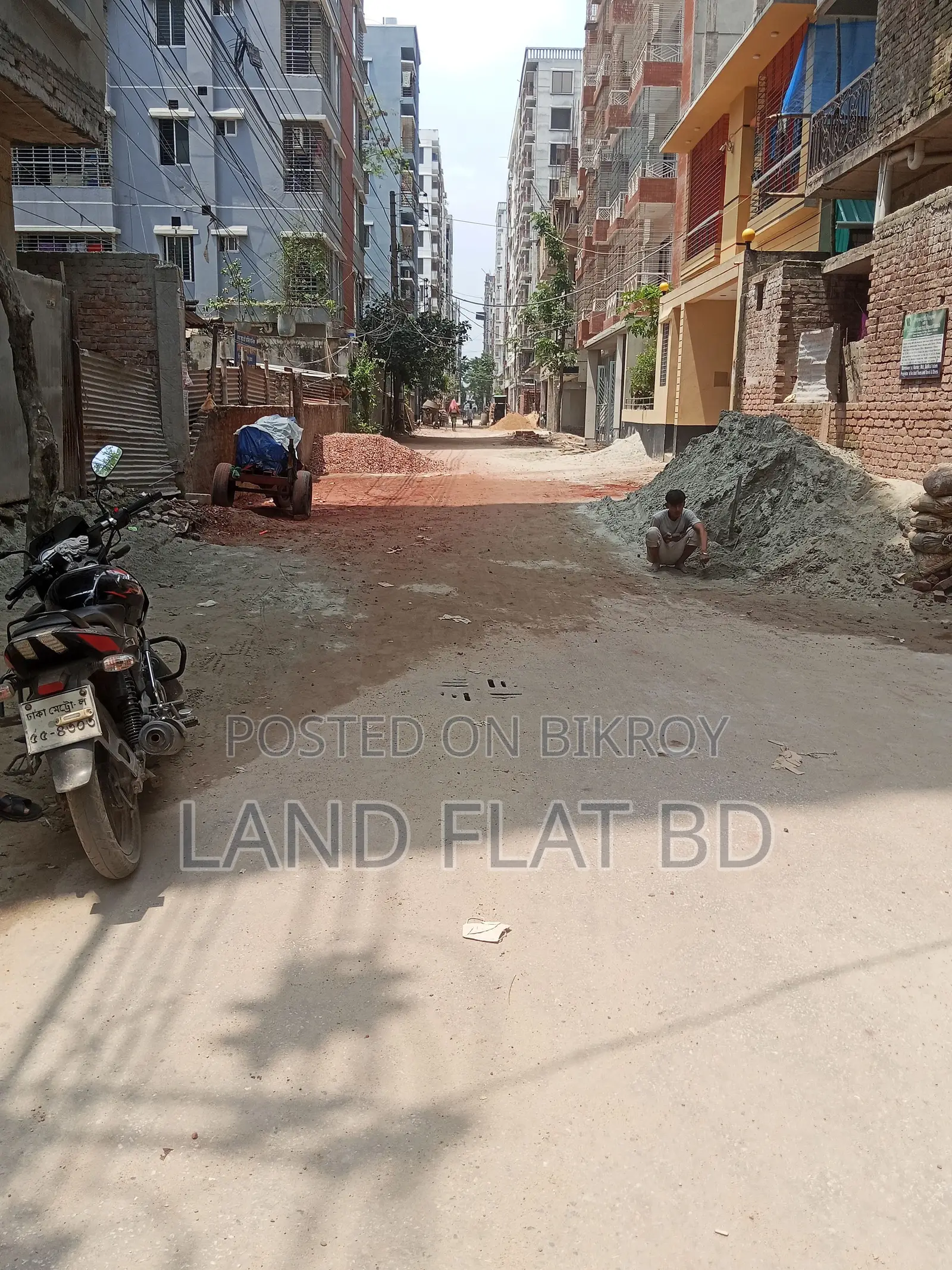 North-East Corner Plot @ Chondrima Housing, 1050 Sq Ft Flat for Sale