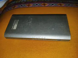 ২টি ব্যবহৃত পাওয়ার ব্যাংক ১০০০০ mAh – ফাস্ট চার্জিং