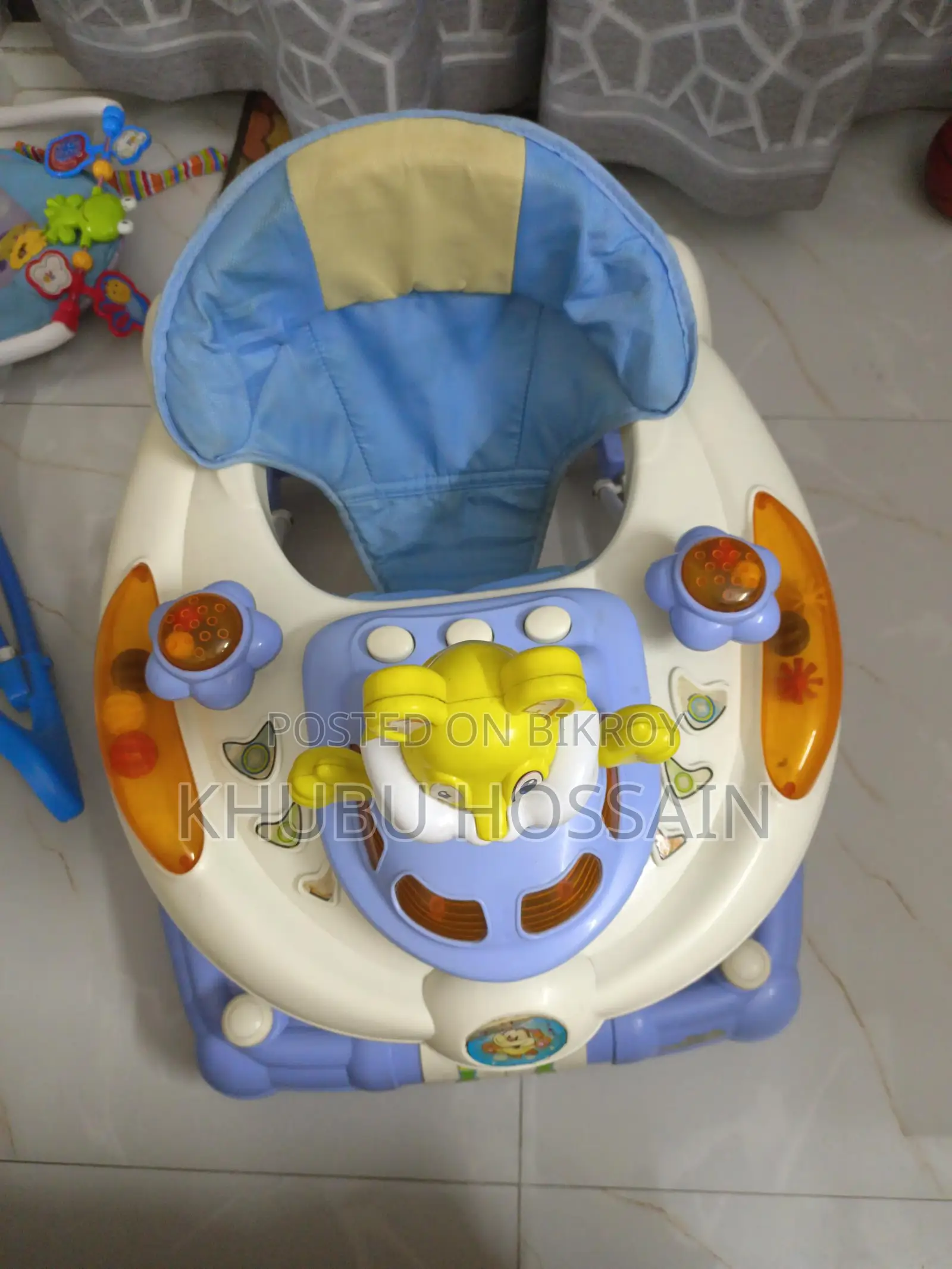 ওয়াকার