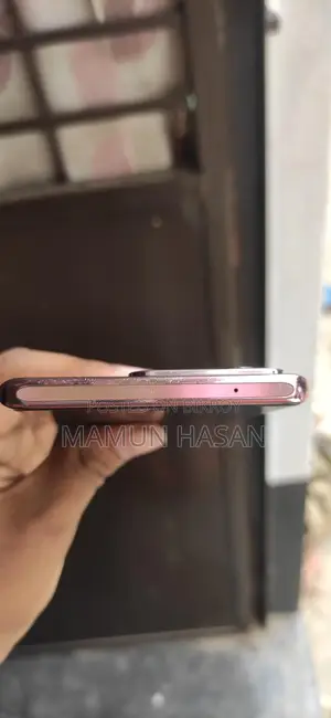 Vivo V29 5G 8/128 (Used)