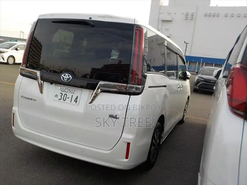 Toyota Esquire GI Premium Package 2021