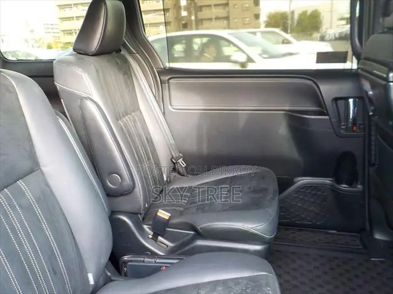 Toyota Esquire GI Premium Package 2021