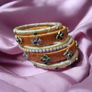 Kundan Bangles