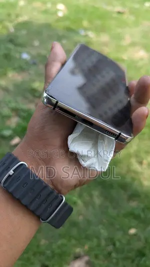 Samsung Galaxy S21 Ultra . (Used)