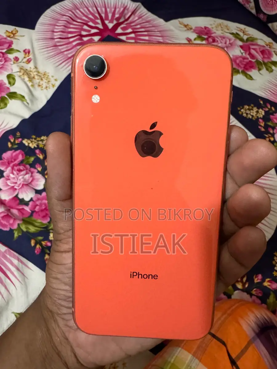Apple iPhone XR (Used)