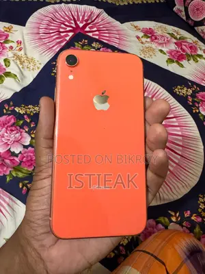 Apple iPhone XR (Used)
