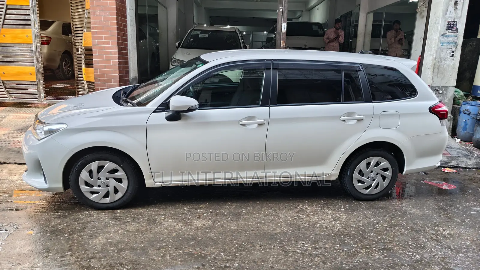 Toyota Fielder ex-non hybrid 2020