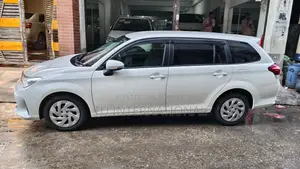 Toyota Fielder ex-non hybrid 2020