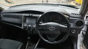 Toyota Fielder ex-non hybrid 2020