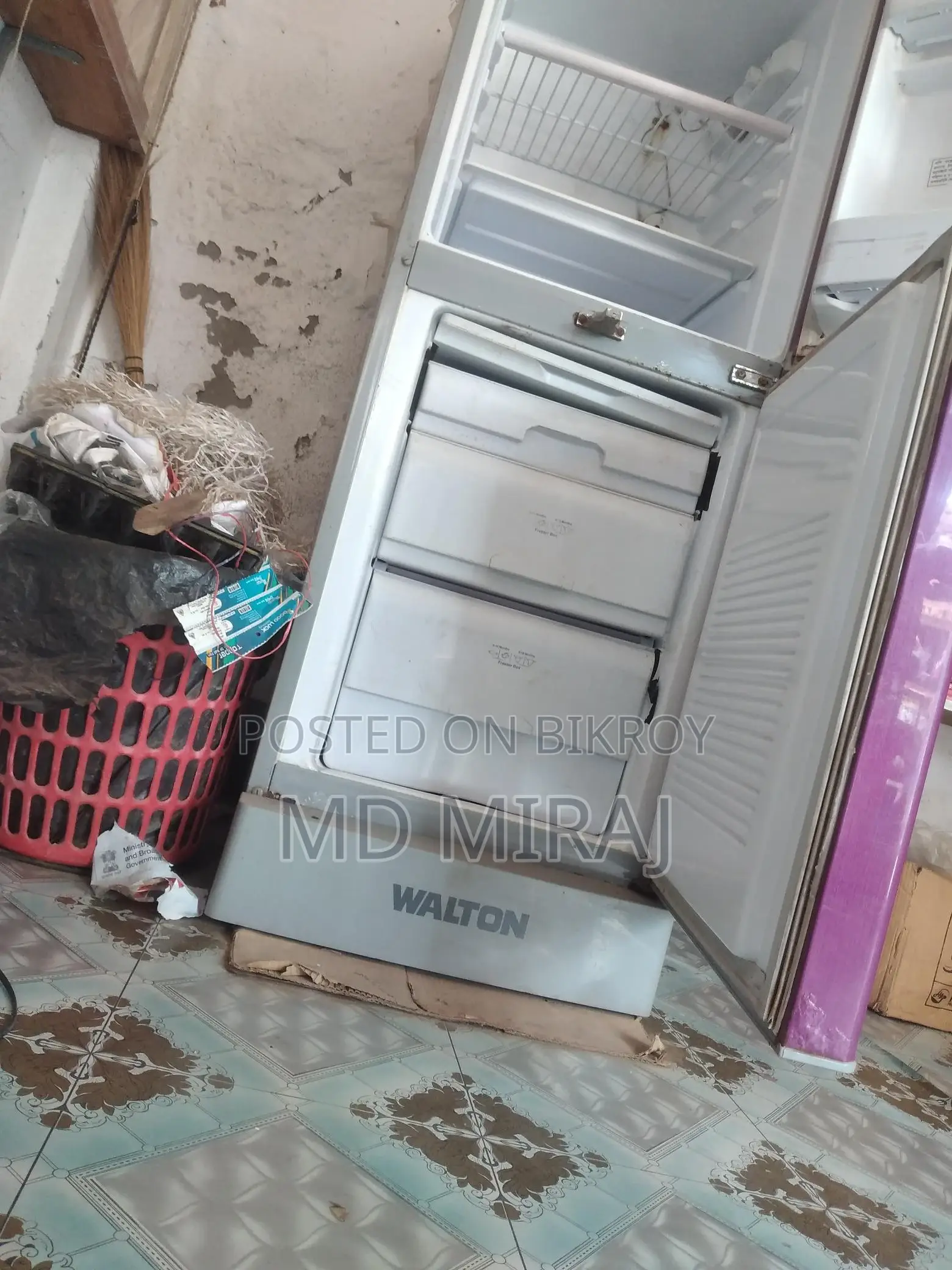 Refrigerator