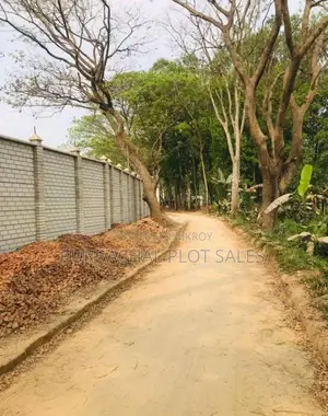 Looking for a plot on Mawa Road? Birtara City could be your top choice.