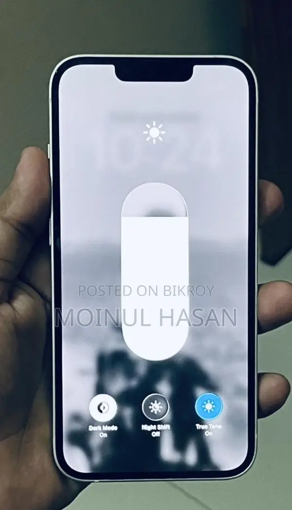 Apple iPhone 13 (Used)