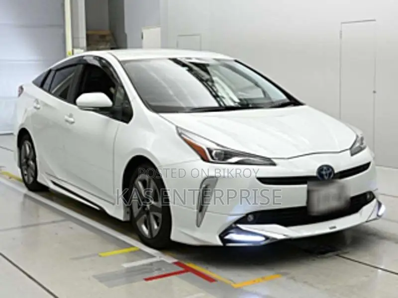 Toyota Prius 2021 Pearl