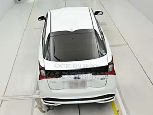 Toyota Prius 2021 Pearl