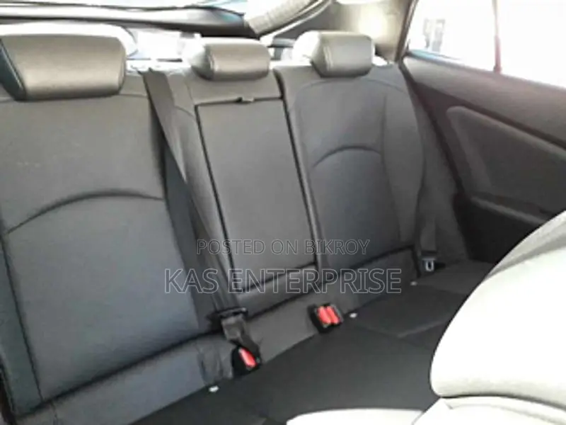 Toyota Prius 2021 Pearl