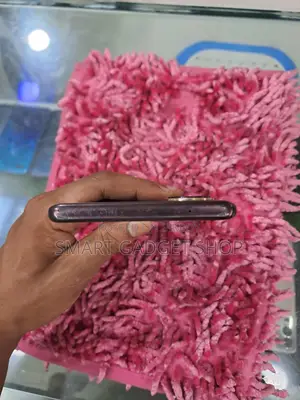 Vivo V29e 8/128 GB (Used)