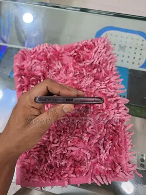 Vivo V29e 8/128 GB (Used)