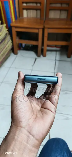 Samsung Galaxy Z Flip3 (8/128) (Used)