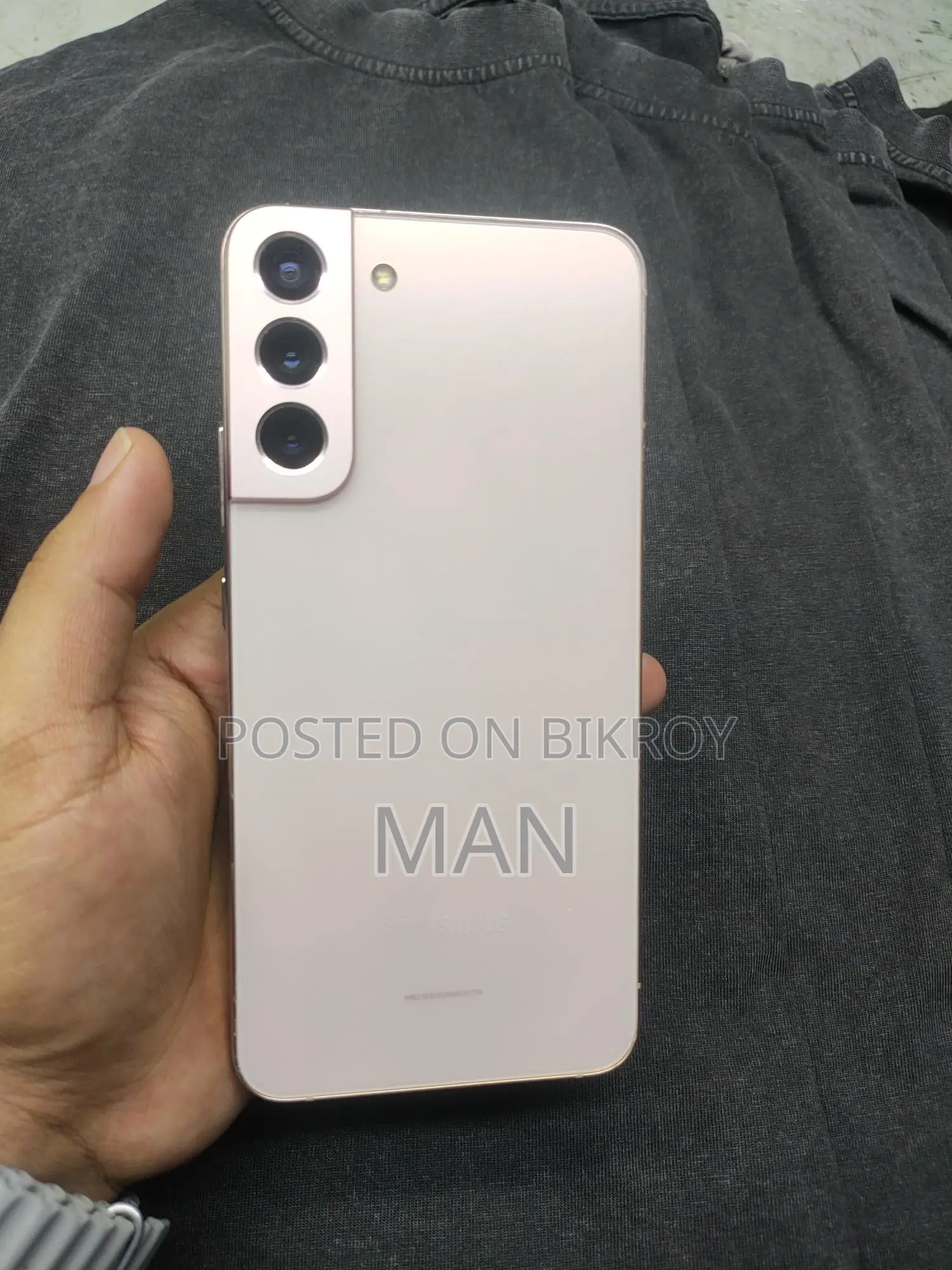 Samsung Galaxy S22 Plus . (Used)
