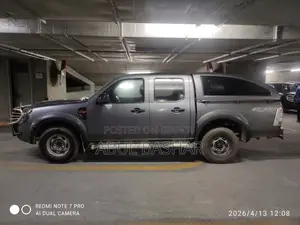 Ford Ranger . 2011
