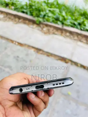Realme 8 (Used)