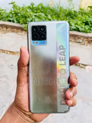 Realme 8 (Used)