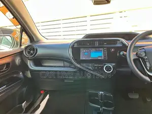 Toyota Aqua Hybrid S 2021