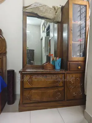 কাঠের মজবুত ড্রেসিং টেবিল আরজেন সেল