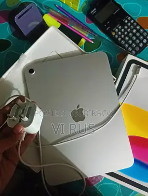 Apple iPad (2025) 128 GB Silver