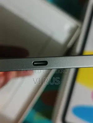 Apple iPad (2025) 128 GB Silver