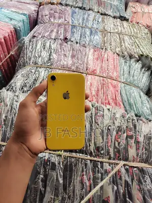 Apple iPhone XR (Used)
