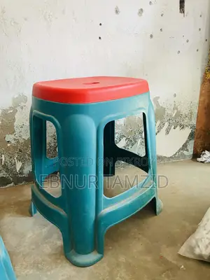 2 Stools