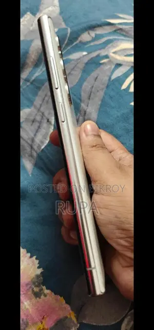 Samsung Galaxy S22 Ultra 5G (Used)