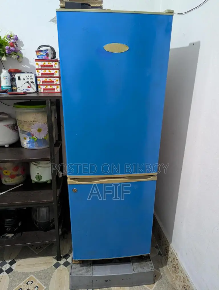 Refrigerator