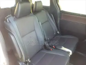 Toyota Esquire GI HYB 4.5 POINT 2021
