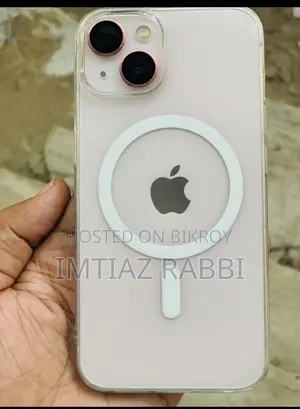 Apple iPhone 13 (Used)