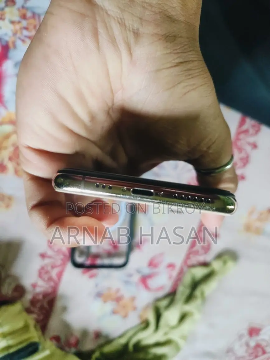 Apple iPhone XS 256 gb (ব্যবহৃত)