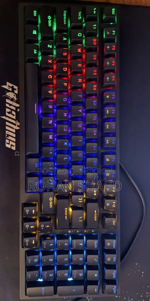 Robeetle G98 RGB Mechanical Keyboard (Used). Note: Has Some Issues