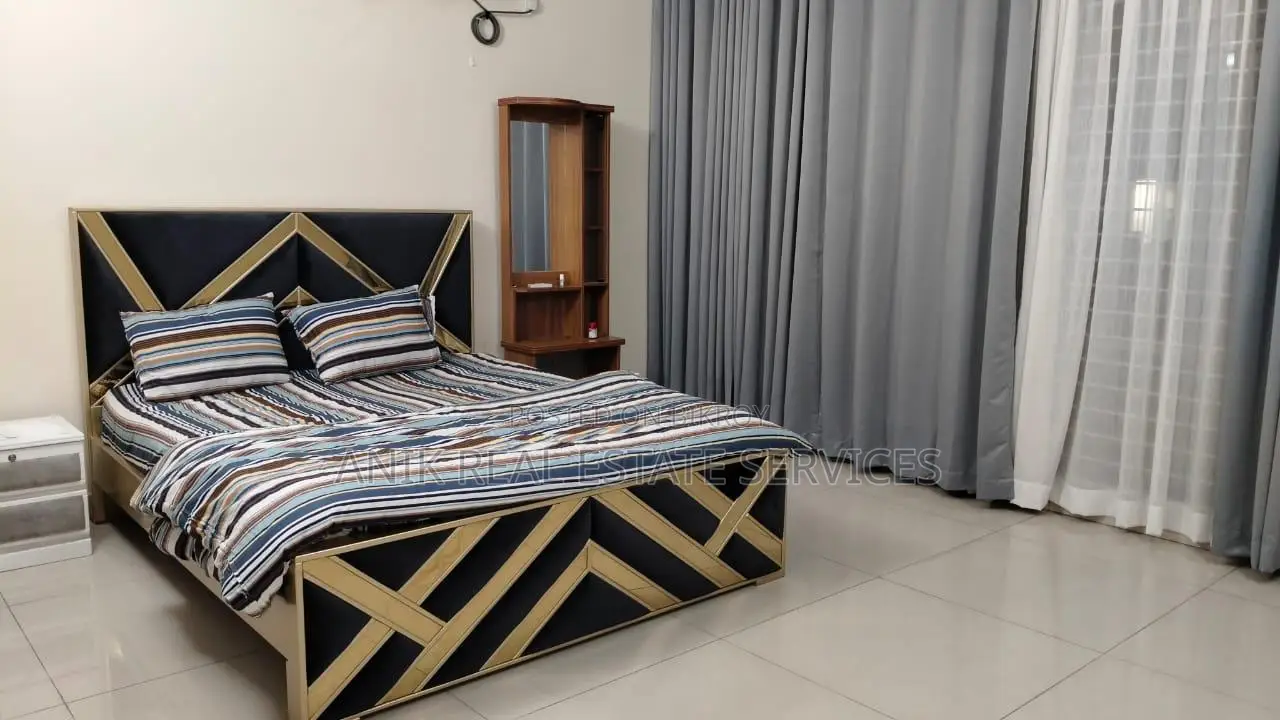 Wonderful Full Farnised Flat Rent At Gulshan 2