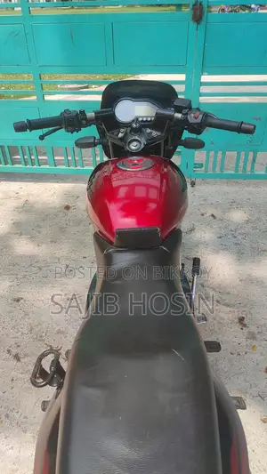 Bajaj Pulsar 150 2012