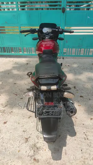 Bajaj Pulsar 150 2012