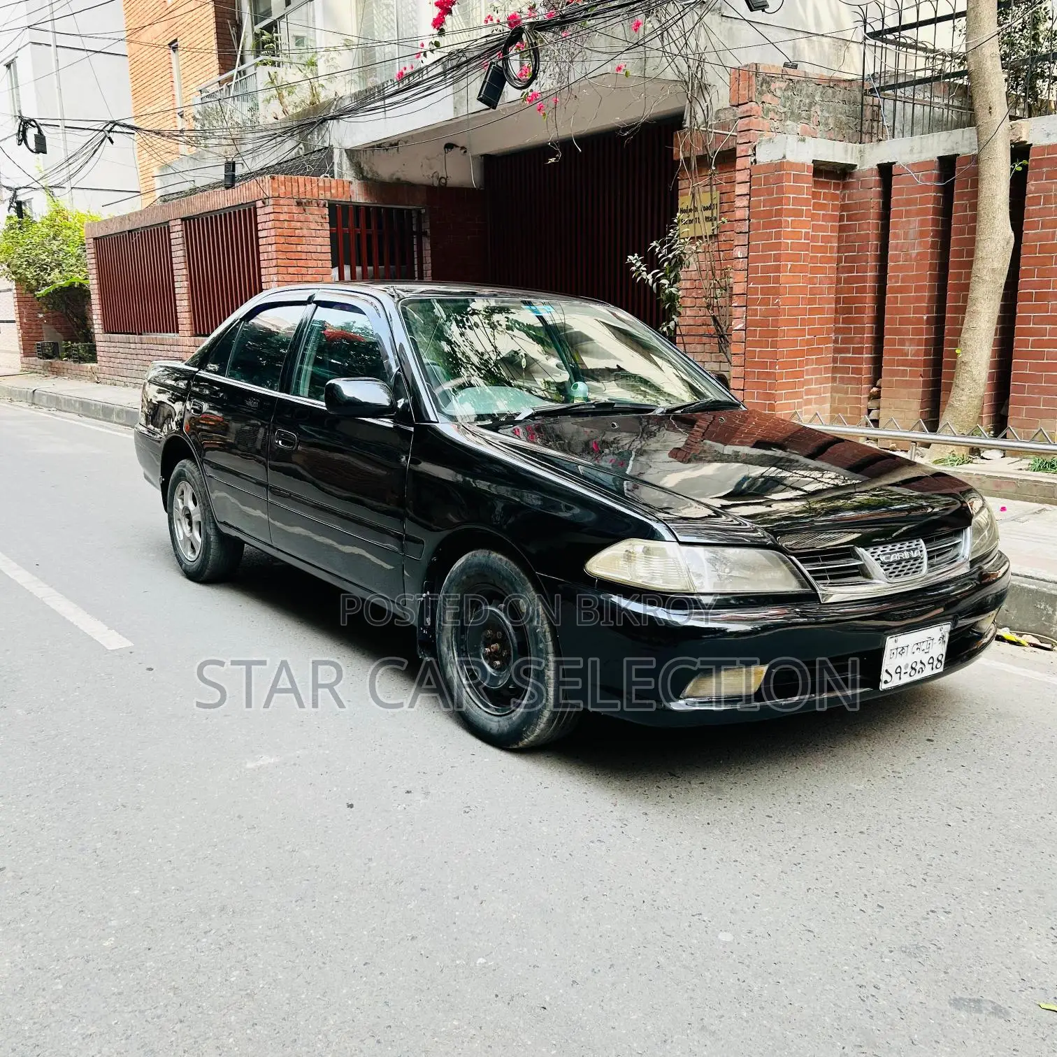 টয়োটা করিনা টিআই ১৯৯৯