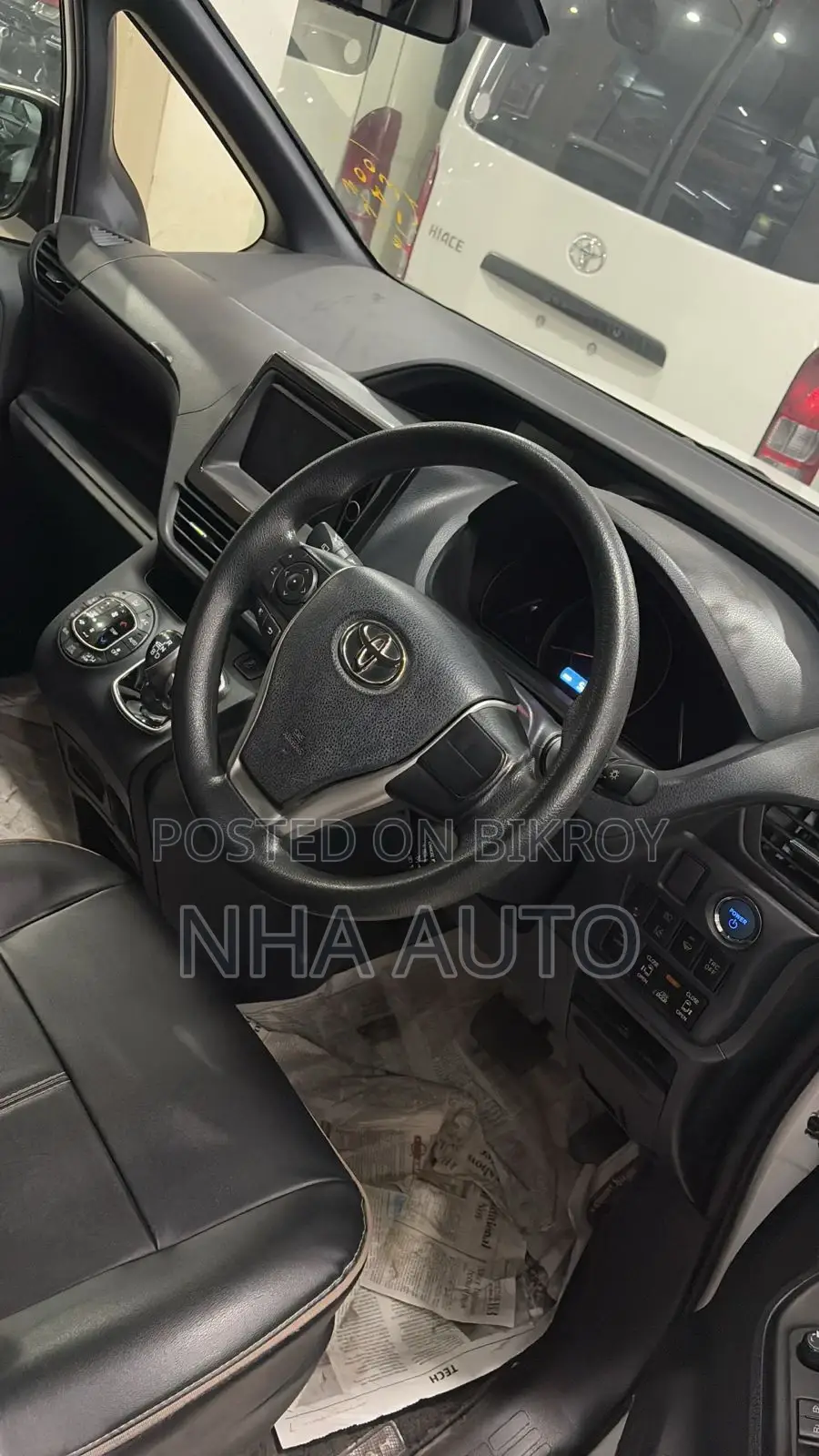 Toyota Noah 2 DOOR POWER 2021