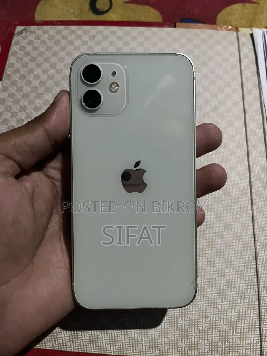 Apple iPhone 12 (Used)